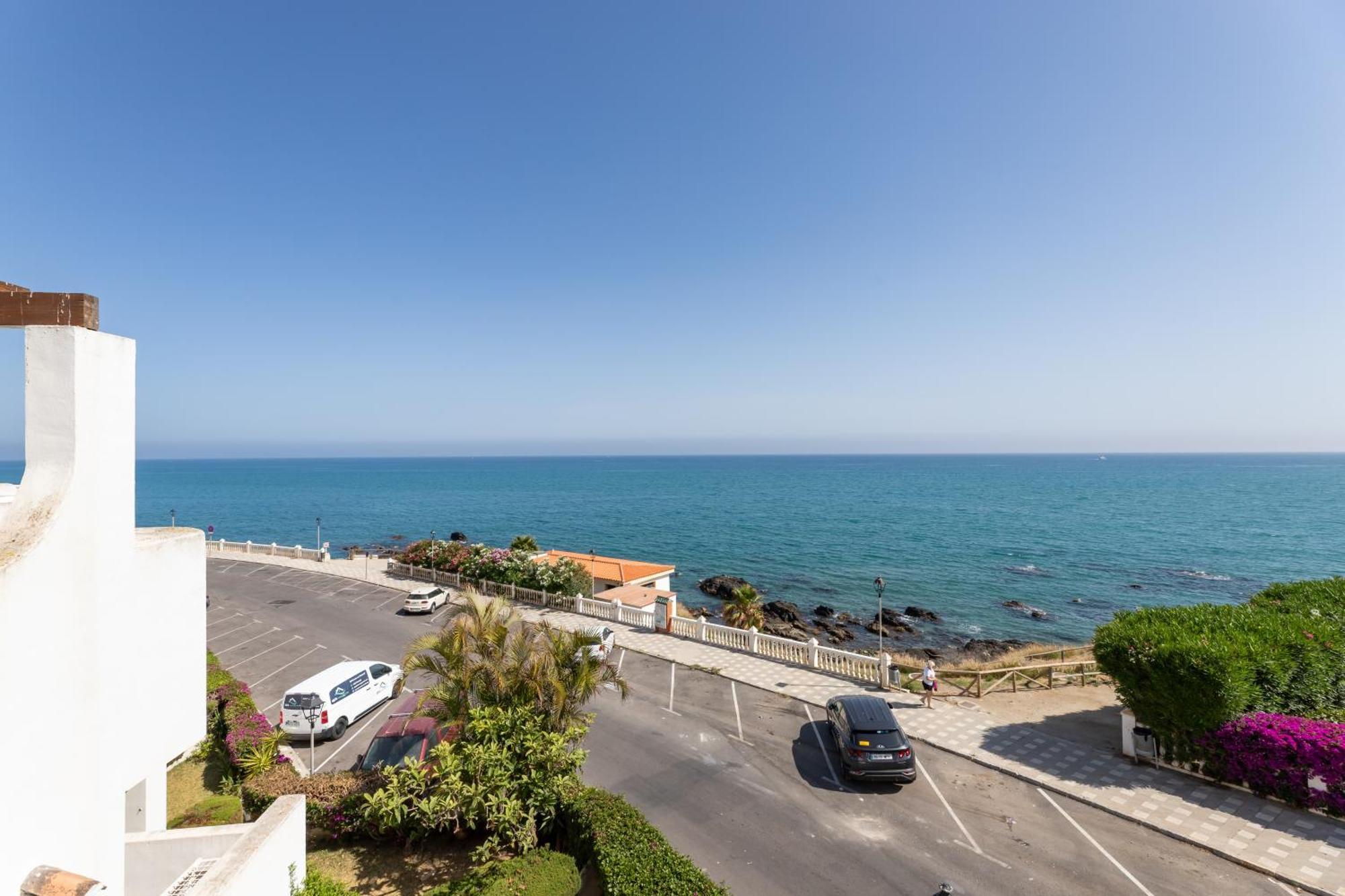 Apartment Vb Beachfront 2bdr Duplex With Bbq Benalmadena